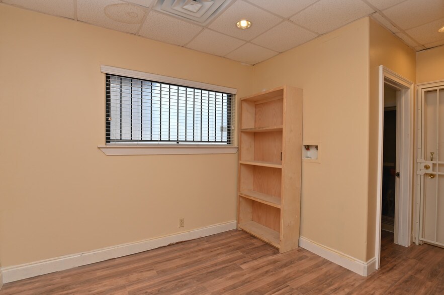 More Photos Of 2715 Fannin St, Houston Medical For Sale