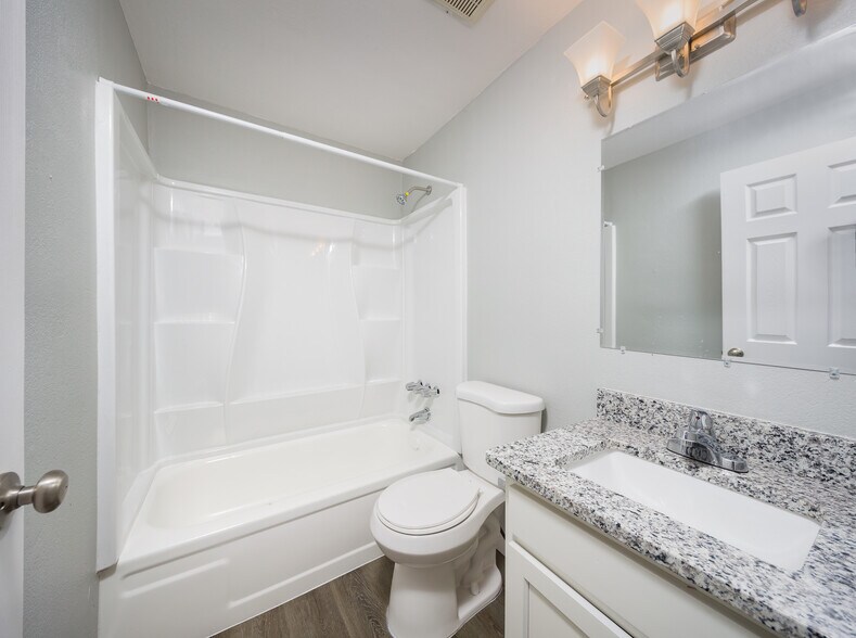 More Photos Of 238 W Navajo Rd, Tucson Apartments For Sale