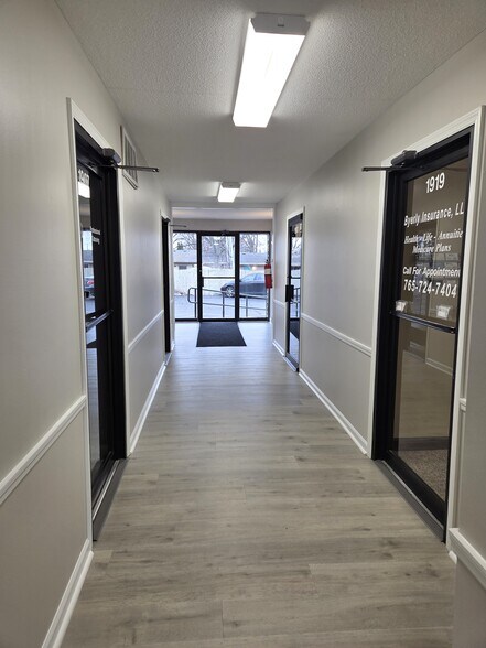 More Photos Of 1919 W Royale Dr, Muncie General Retail For Lease