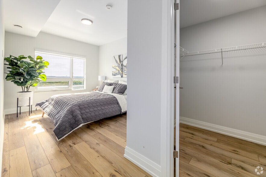 More Photos Of 80-100 Starwood Dr, Guelph Apartments For Lease
