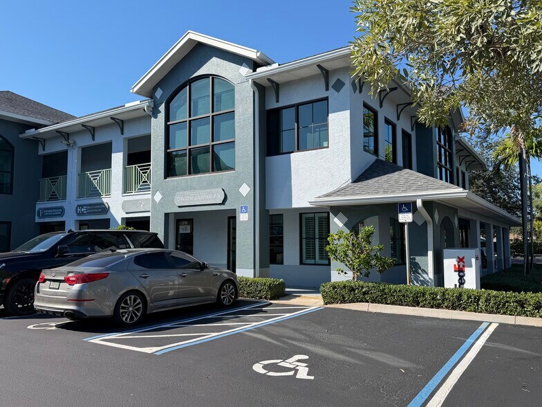 More Photos Of 270 Central Blvd, Jupiter Office For Sale