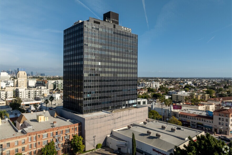 More Photos Of 5455 Wilshire Blvd, Los Angeles Office For Lease