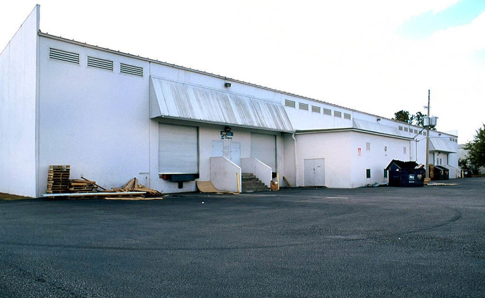 More Photos Of 10779-10789 Satellite Blvd, Orlando Flex For Lease