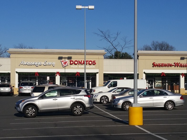 More Photos Of 126-150 Branch Rd SE, Vienna General Retail For Lease