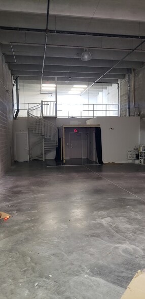 More Photos Of 1835 NW 112th Ave, Miami Warehouse For Lease