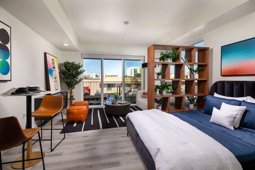 More Photos Of 750 S Oxford Ave, Los Angeles Apartments For Lease