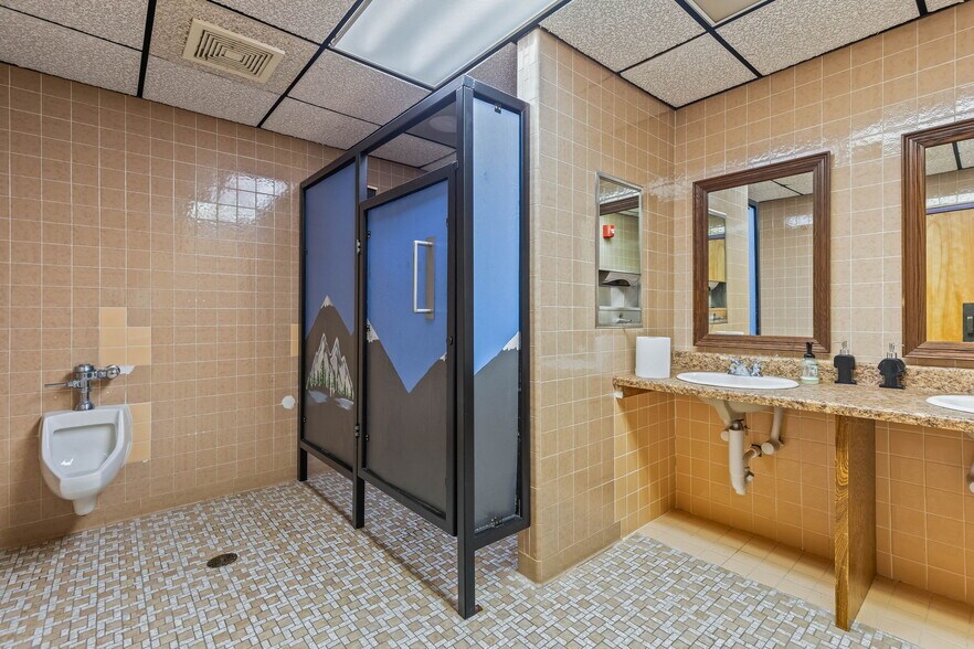 More Photos Of 11223 NW 10th St, Oklahoma City Daycare Center For Sale