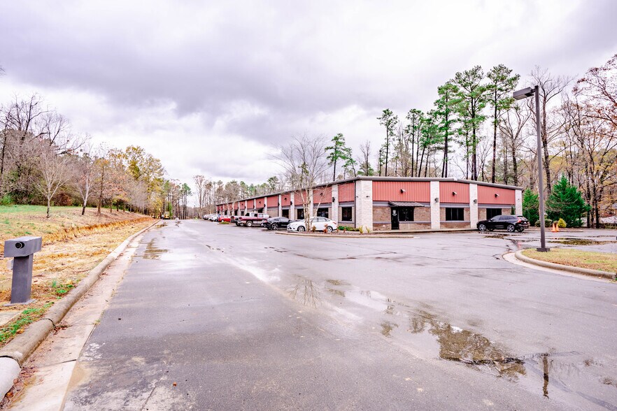 More Photos Of 3430 Coates Industrial Blvd, Durham Light Distribution For Lease