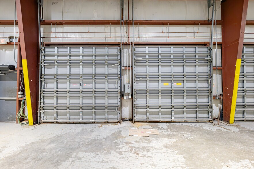 More Photos Of 5150 N State Road 7, North Lauderdale Refrigeration Cold Storage For Lease