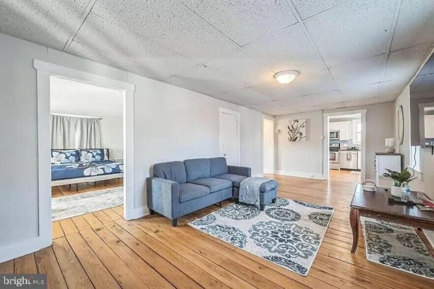 More Photos Of 936-940 Lititz Pike, Lititz Flex For Sale