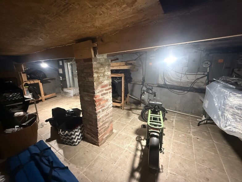 More Photos Of 1135 S 9th St, Philadelphia Storefront Retail Residential For Sale