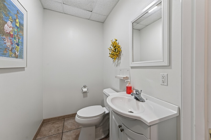 More Photos Of 1661 Turner Spur Rd, Fancy Gap Healthcare For Sale