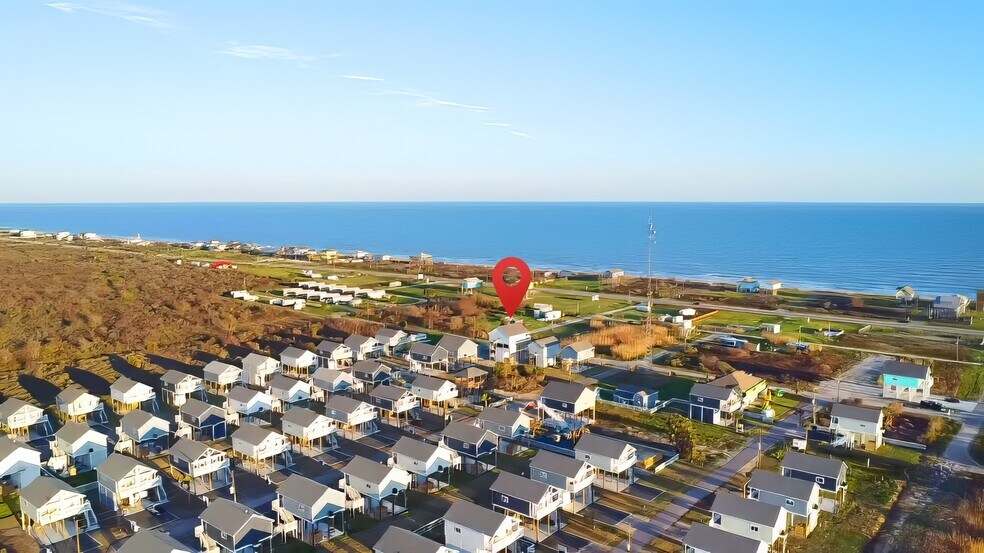 More Photos Of 1023 Victoria Lane, Gilchrist 77617, Bolivar Specialty For Sale