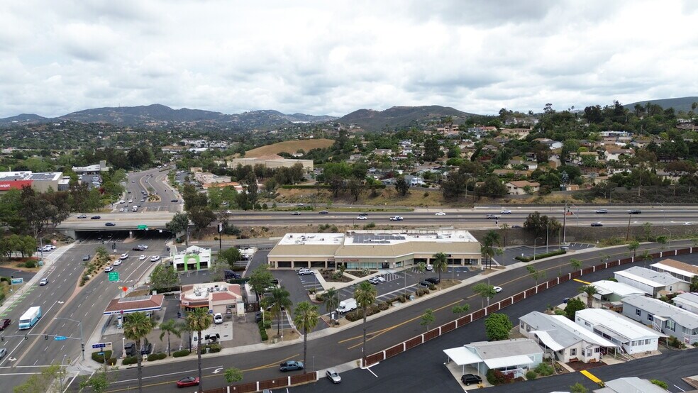 More Photos Of 603-619 Sycamore Ave, Vista Storefront For Lease