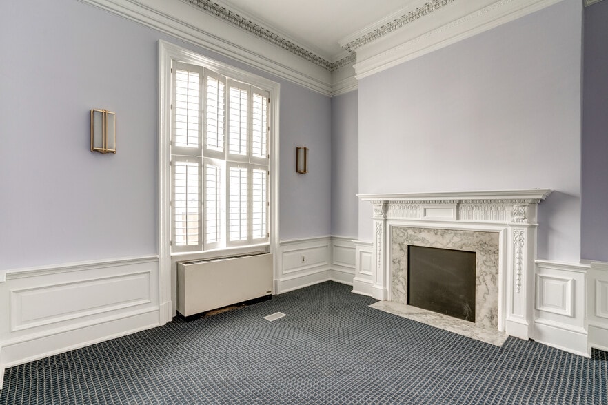 More Photos Of 2040 S St NW, Washington Office For Sale