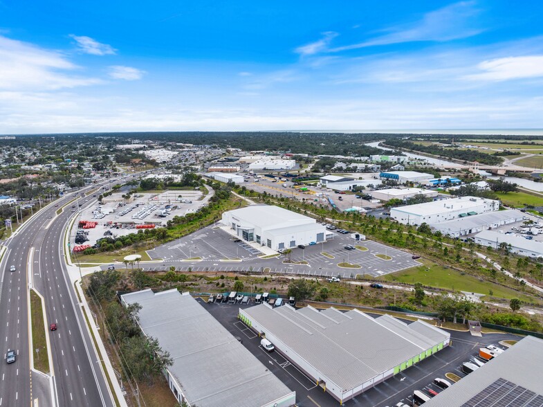 More Photos Of 1280 US Highway 41 Byp S, Venice Auto Dealership For Sale