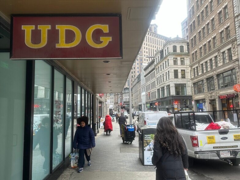 More Photos Of 52 Summer St, Boston General Retail For Lease