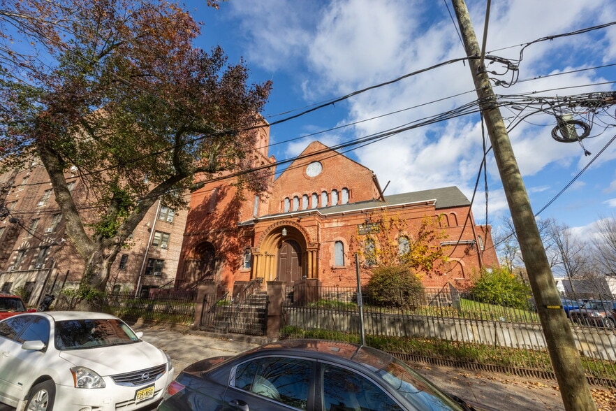 Primary Photo Of 36 Emory St, Jersey City Religious Facility For Sale