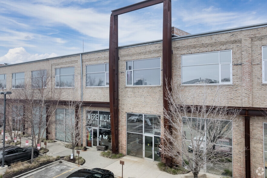 More Photos Of 1765 N Elston Ave, Chicago Loft Creative Space For Lease