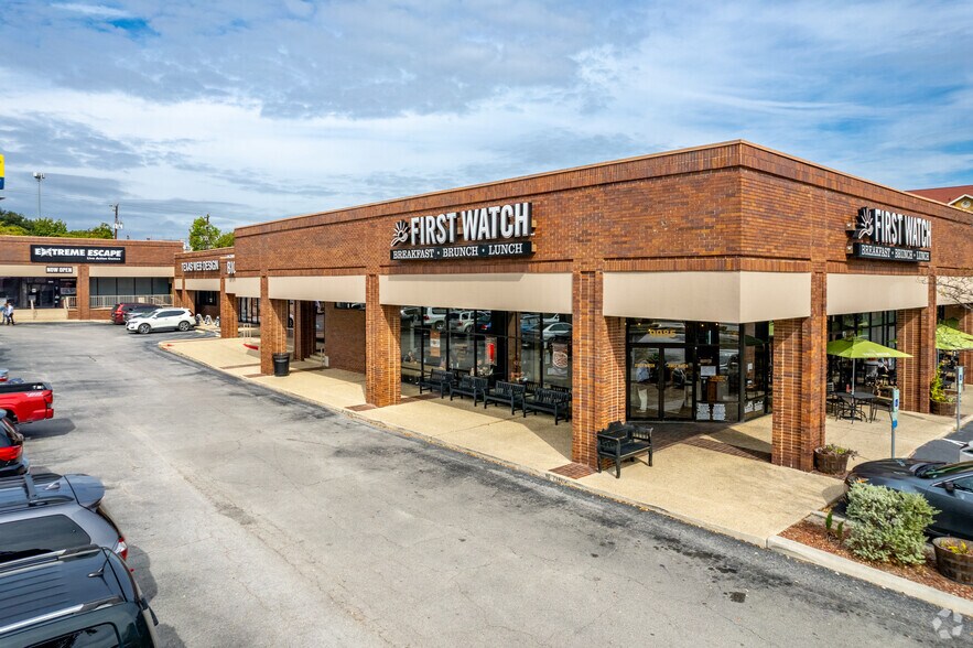 More Photos Of 9951-9999 W Interstate 10, San Antonio General Retail For Lease