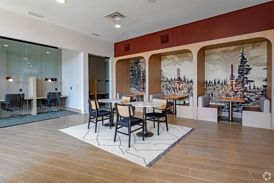 More Photos Of 8594 Excelsior Blvd, Hopkins Apartments For Lease