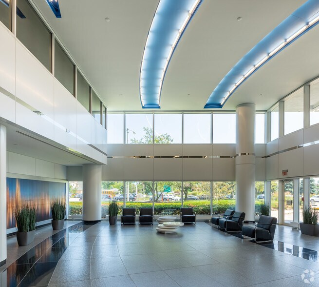 More Photos Of 40 Skokie Blvd, Northbrook Office For Lease