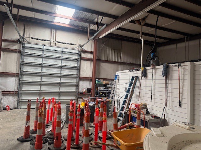 More Photos Of 2853 Meeting Street Rd, North Charleston Service For Lease