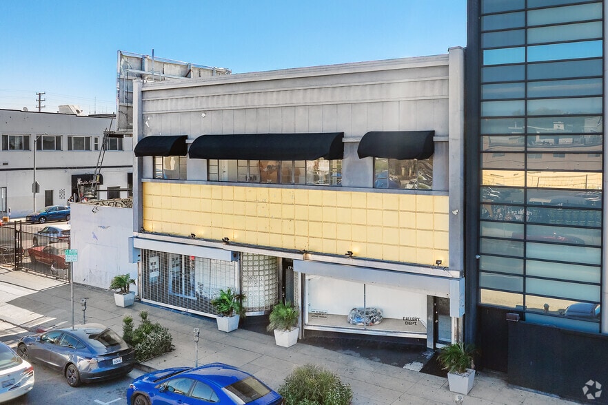 More Photos Of 7956-7958 Beverly Blvd, Los Angeles Storefront Retail Office For Lease