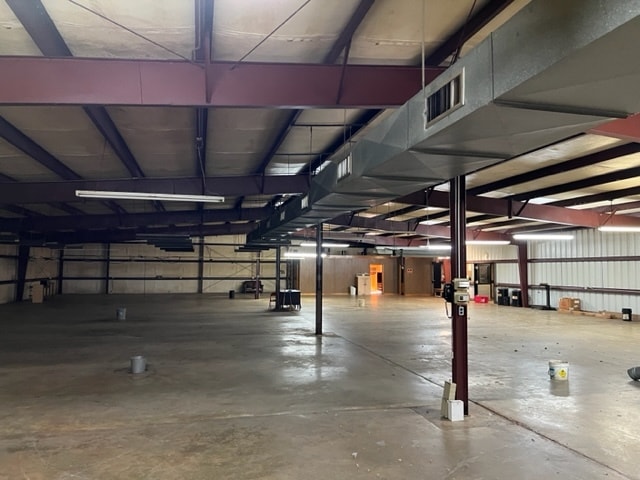 More Photos Of 6389 Hildebran Shelby, Hickory Industrial For Sale