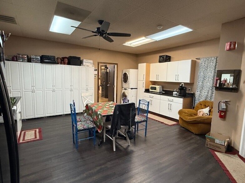 More Photos Of 6 S Central Ct, Stockton Office For Lease