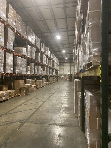 More Photos Of 46 N West Ave, Vineland Unknown For Lease