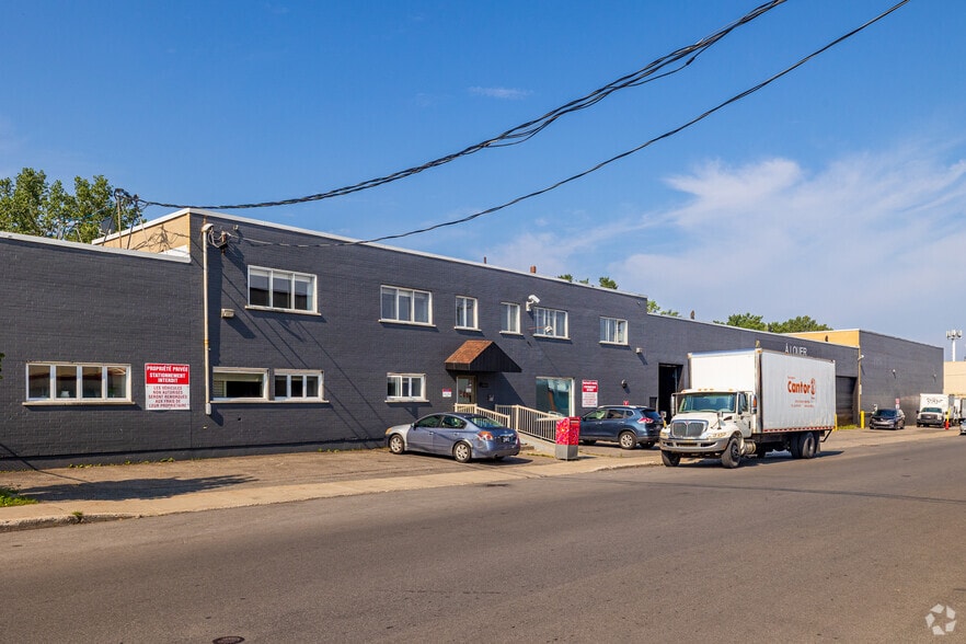 Primary Photo Of 8530 Av 8e, Montréal Warehouse For Lease