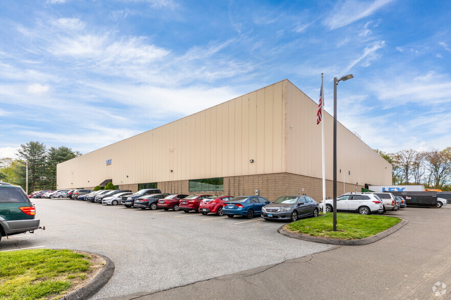 Primary Photo Of 11 Forest Pky, Shelton Warehouse For Lease