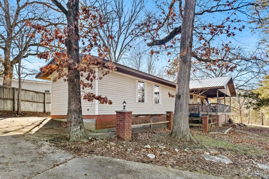 More Photos Of 7450 Highway 187, Eureka Springs Restaurant For Sale
