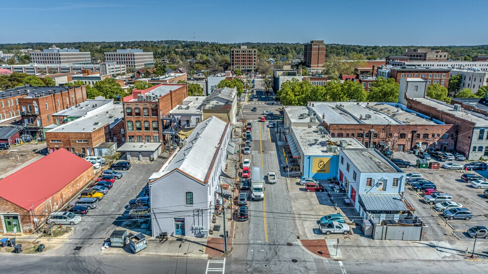 More Photos Of 215 10th St, Augusta Storefront Retail Residential For Sale