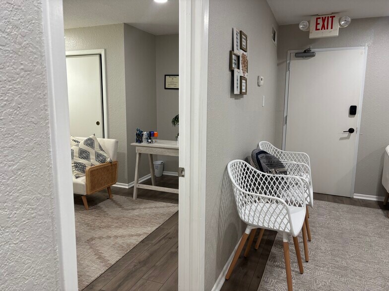 More Photos Of 2600 NASA Rd 1, Seabrook Medical For Lease