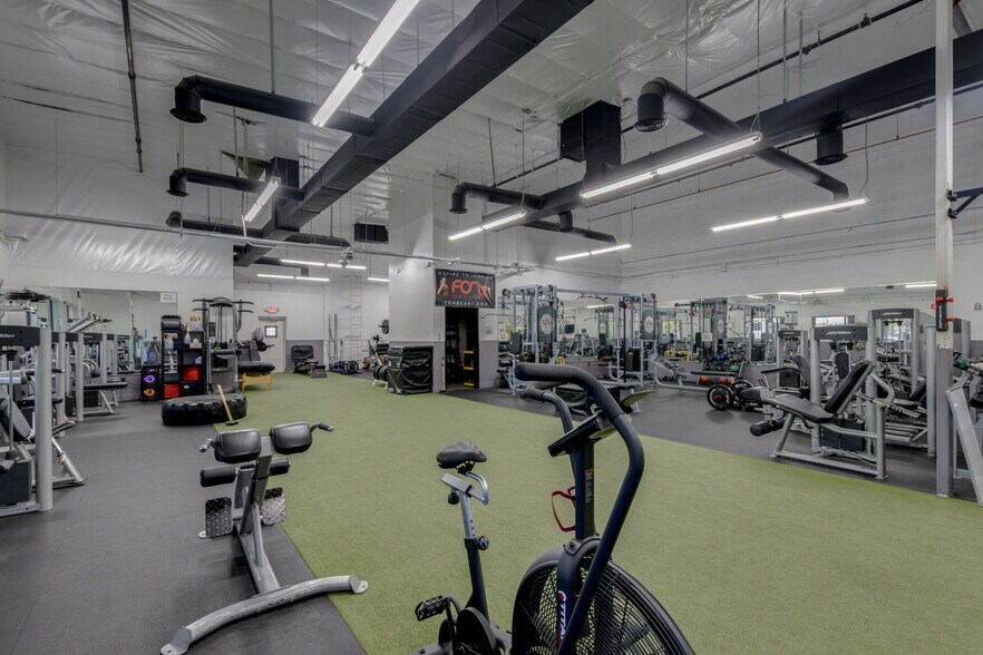 More Photos Of 7305 S Kyrene Rd, Tempe Industrial For Sale