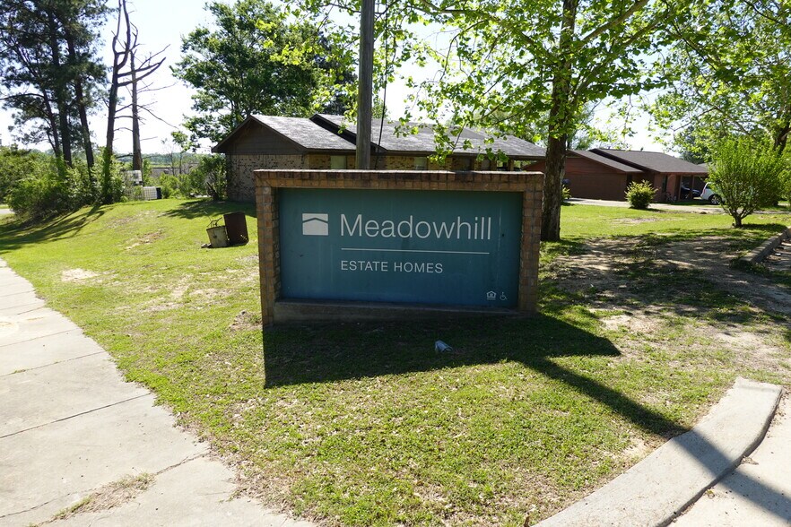 More Photos Of 285 Nelson Dr, Hazlehurst Apartments For Sale