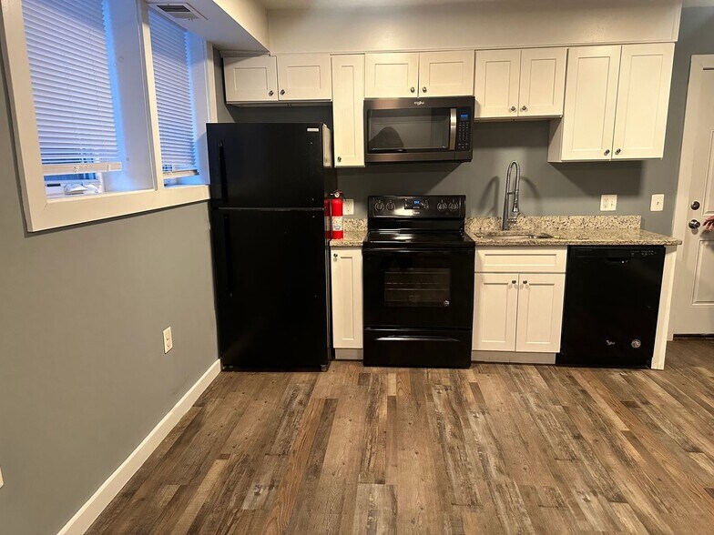 More Photos Of 1907 18th St SE, Washington Apartments For Sale