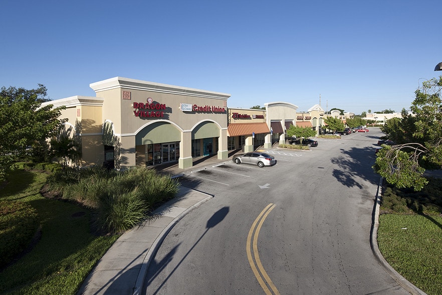 More Photos Of 5521-5573 W Oakland Park Blvd, Lauderhill Unknown For Lease