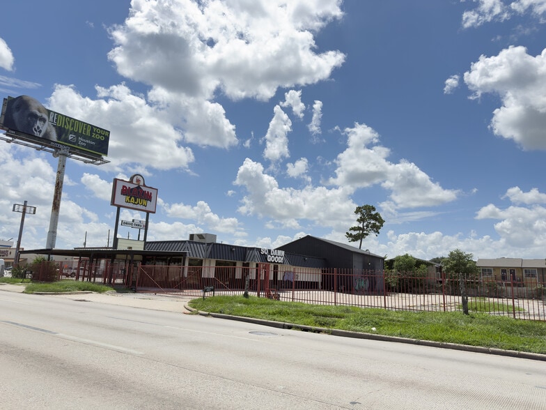 Primary Photo Of 2427 FM 1960 Rd W, Houston Restaurant For Sale