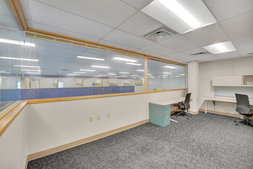 More Photos Of 26 Steele Ave, Arcade Office For Lease