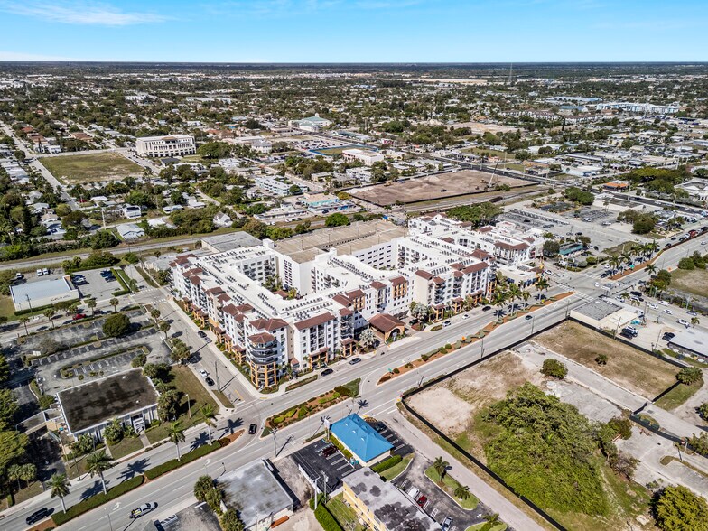 More Photos Of 300 S Federal Hwy, Boynton Beach Medical For Sale