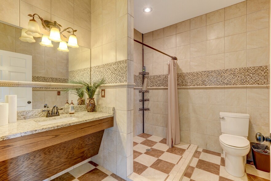 More Photos Of 178 Slaydon Rd, Eden Specialty For Sale