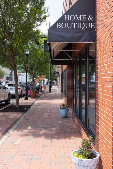 More Photos Of 113 Church St, Marietta Unknown For Sale