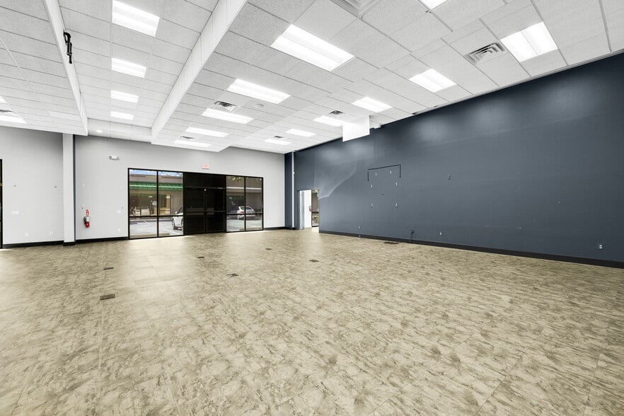 More Photos Of 8991 Daniels Center Dr, Fort Myers Medical For Sale