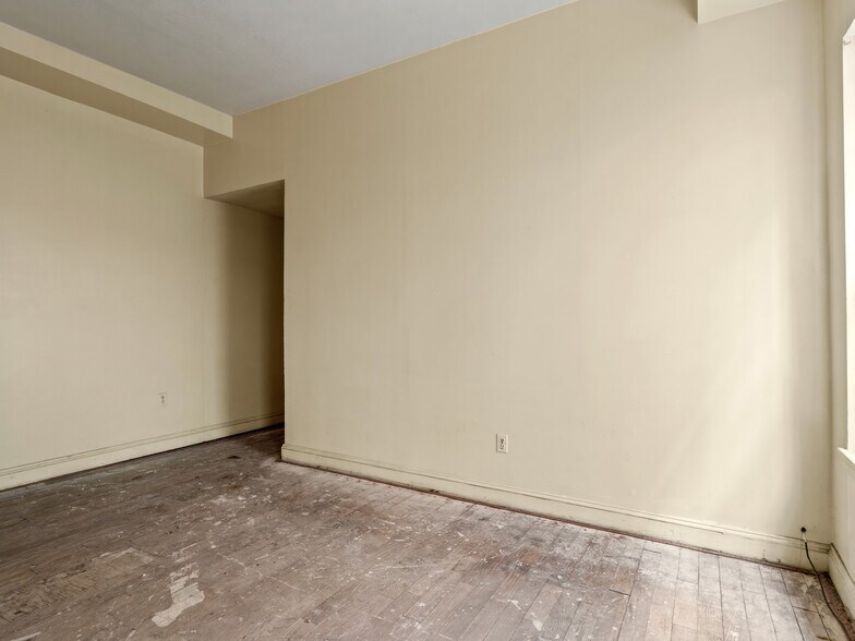 More Photos Of 1223 N St NW, Washington Apartments For Sale