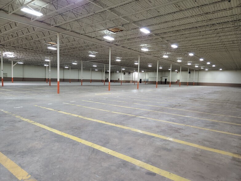 More Photos Of 355 Old Dalton Rd NE, Calhoun Warehouse For Sale