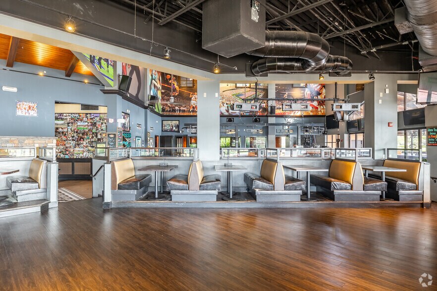 More Photos Of 15500 SW 29th St, Miramar General Retail For Sale