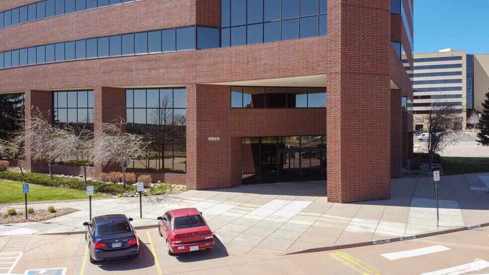 More Photos Of 6855 S Havana St, Centennial Office For Lease
